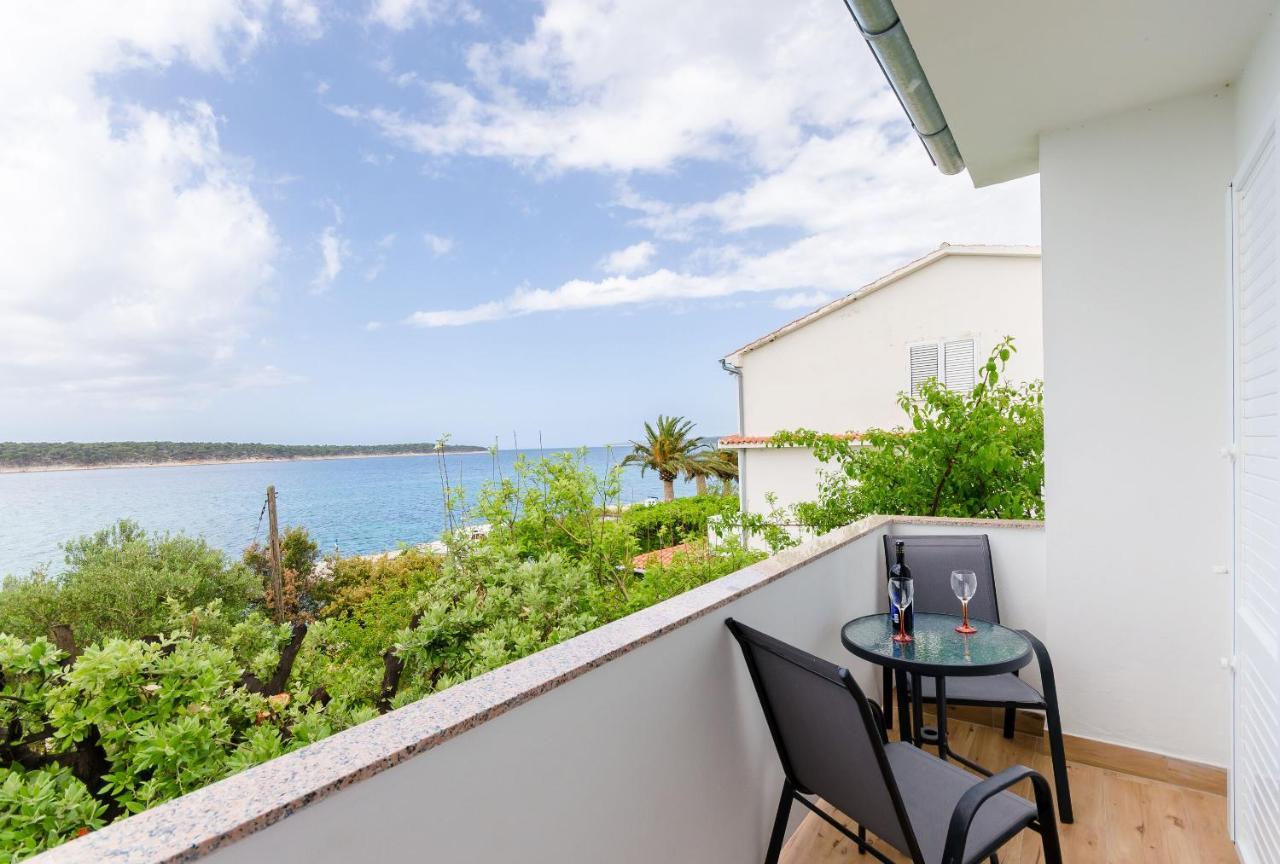 Apartments And Rooms Bianca Barbat na Rabu 外观 照片