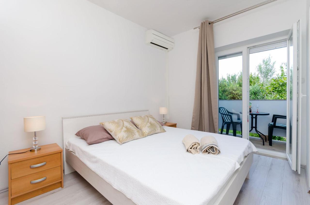 Apartments And Rooms Bianca Barbat na Rabu 外观 照片