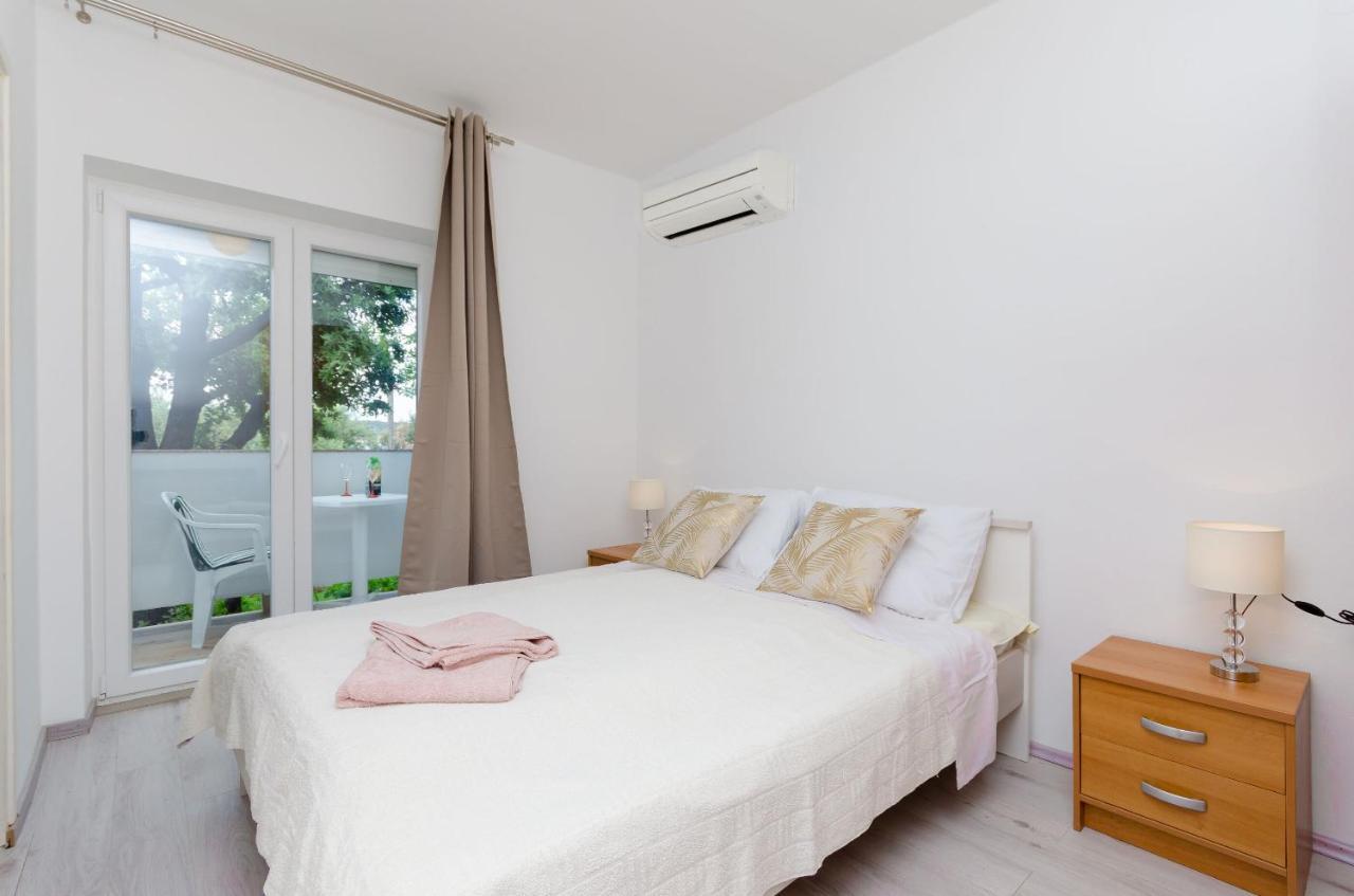 Apartments And Rooms Bianca Barbat na Rabu 外观 照片