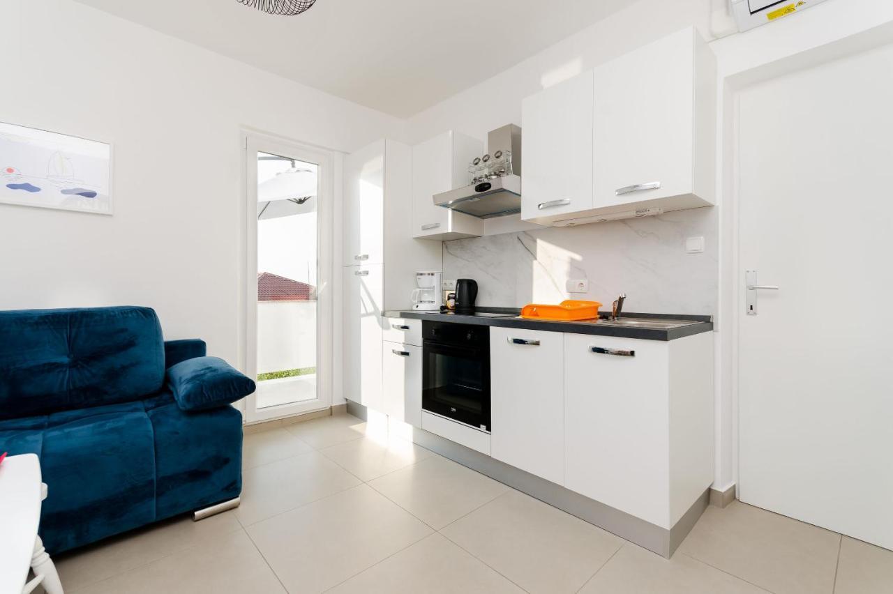 Apartments And Rooms Bianca Barbat na Rabu 外观 照片
