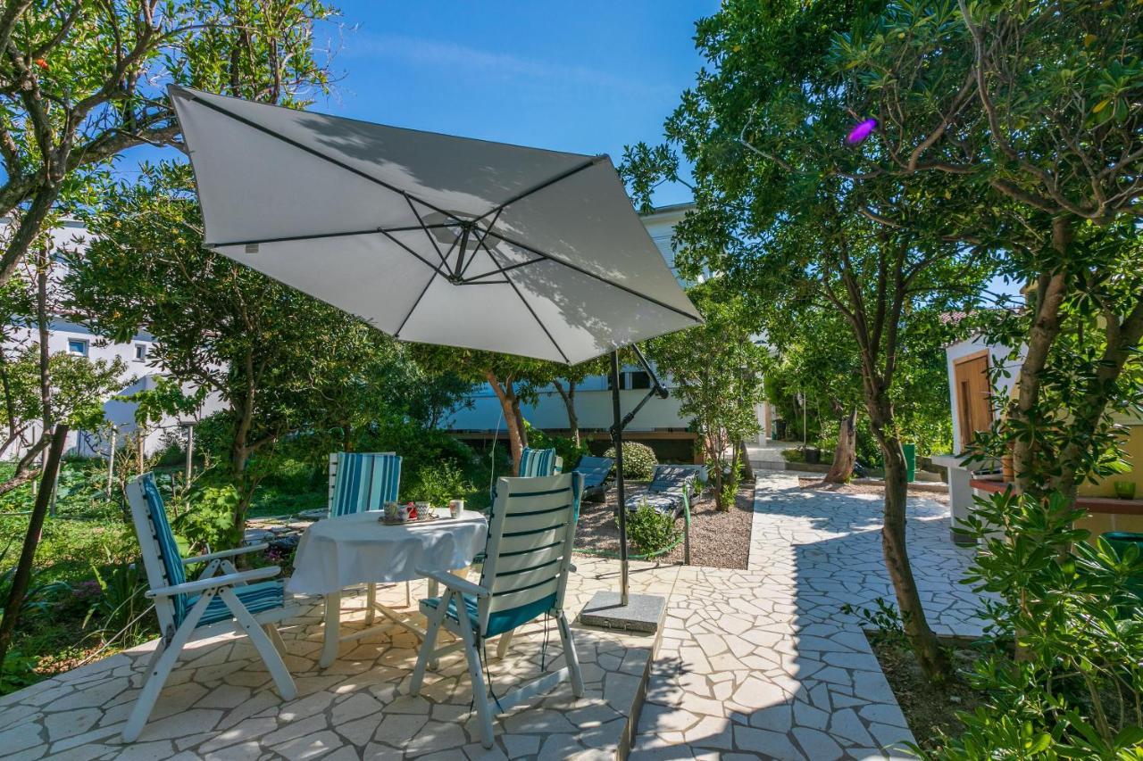 Apartments And Rooms Bianca Barbat na Rabu 外观 照片