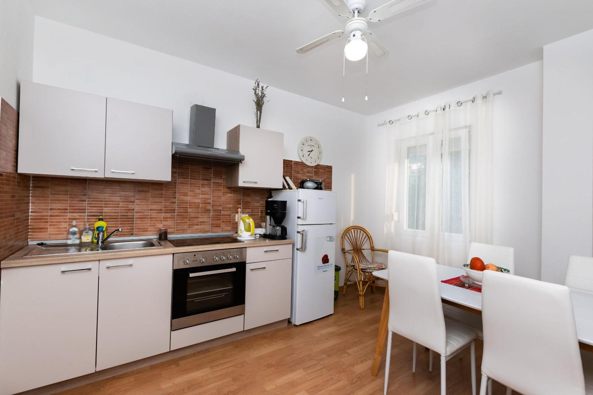 Apartments And Rooms Bianca Barbat na Rabu 外观 照片